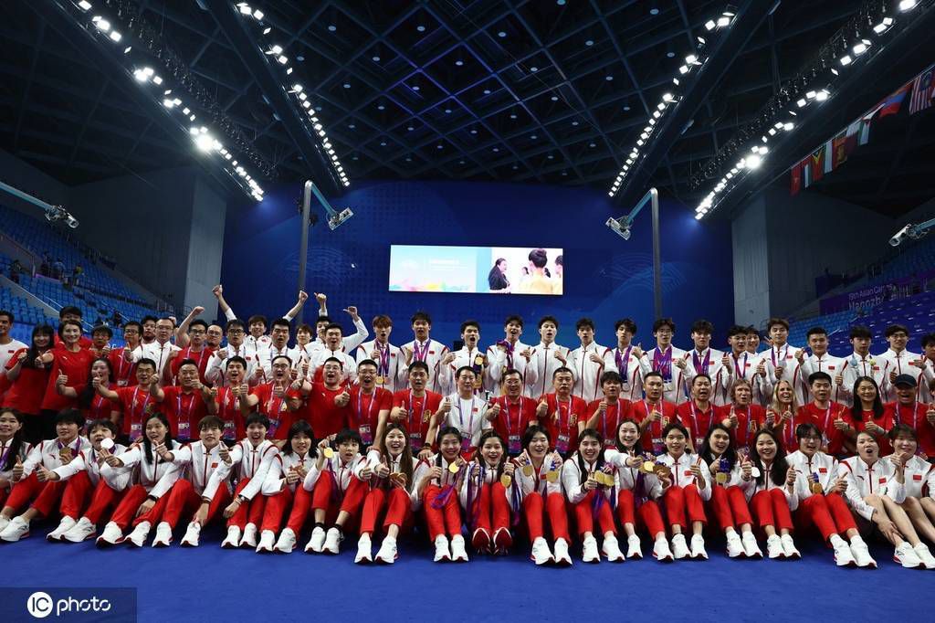 因此，届时可能只剩下拜仁和阿森纳竞争这名葡萄牙国脚中场了。